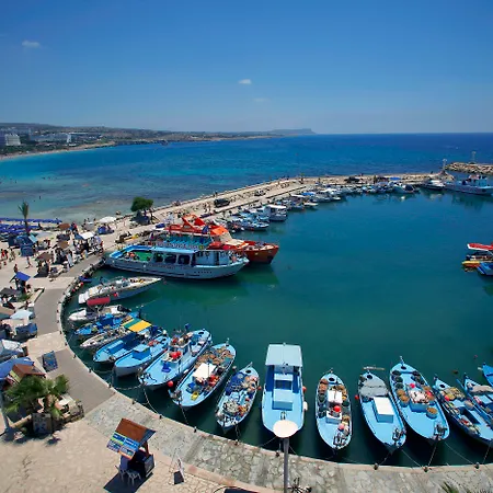 Limanaki Beach Hotel & Suites-3